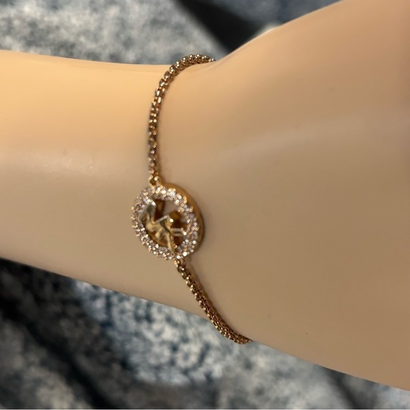 Michael Kors Jewelry - ❤️Michael Kors Rose Gold Crystal Pave Bracelet